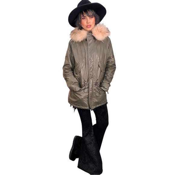 ‼️SOLD❣️ - Picture 2 of 13